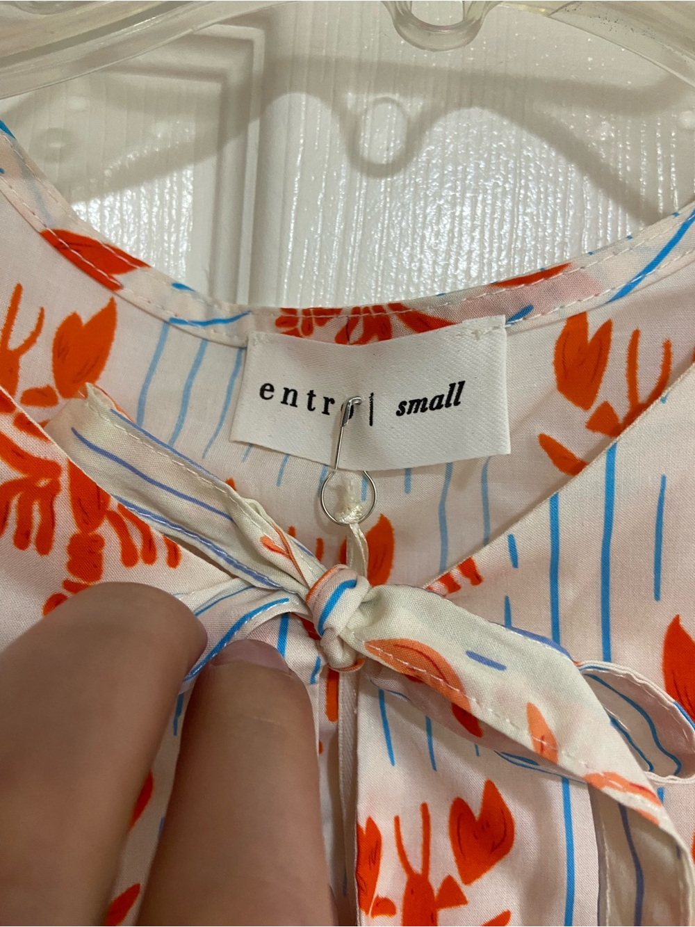 NEW White striped Puff Sleeve Top with Coastal Lobster Print Bow Front - Picture 4 of 5